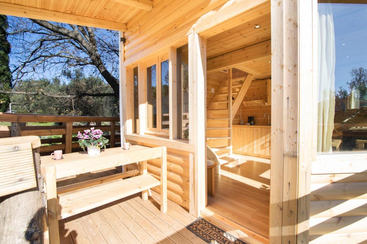 Romantic Tree House Kato Pavliana Bagian luar foto