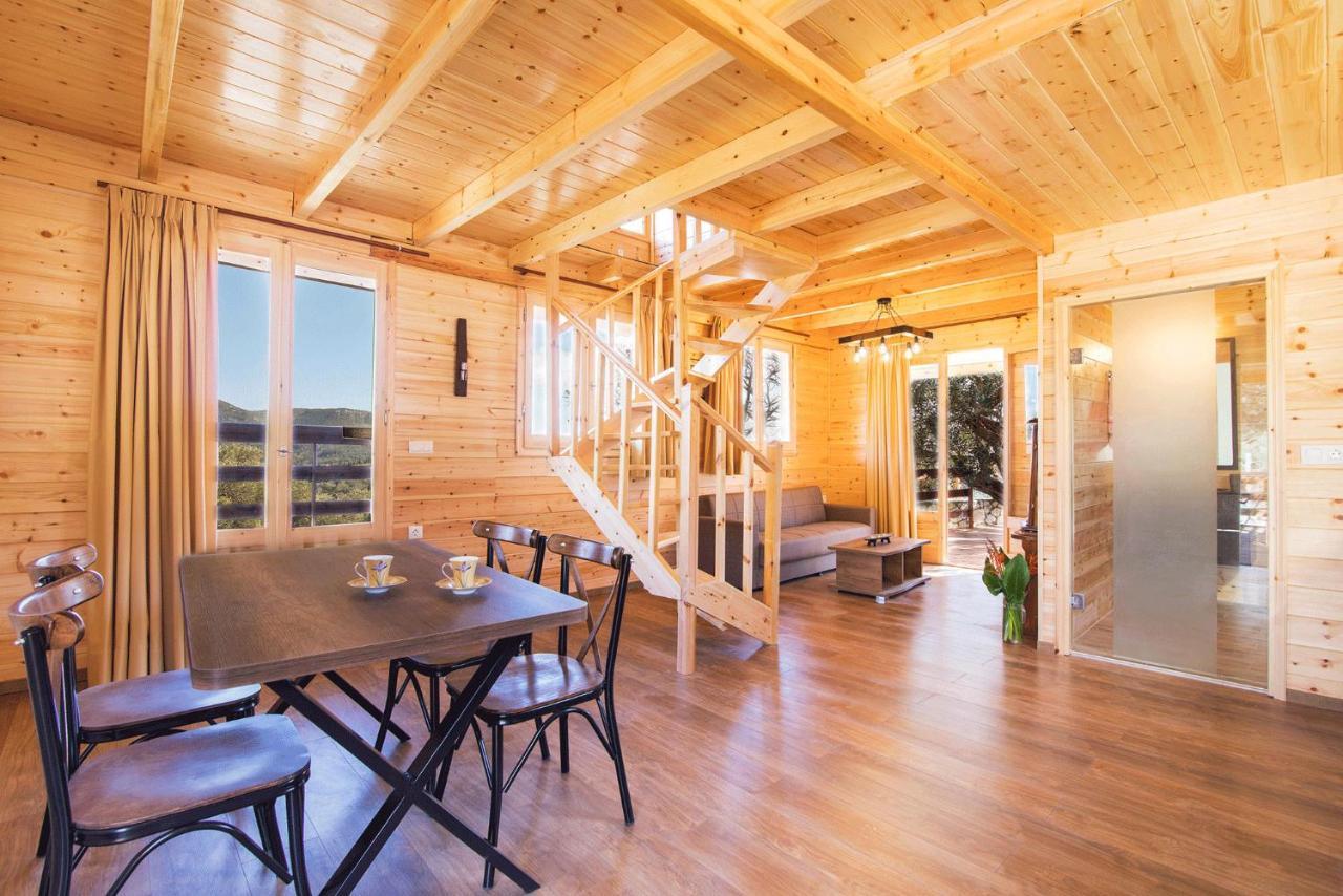 Romantic Tree House Kato Pavliana Bagian luar foto