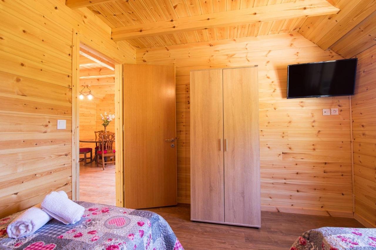 Romantic Tree House Kato Pavliana Bagian luar foto