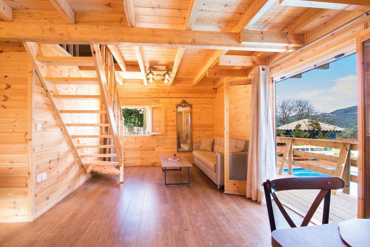 Romantic Tree House Kato Pavliana Bagian luar foto