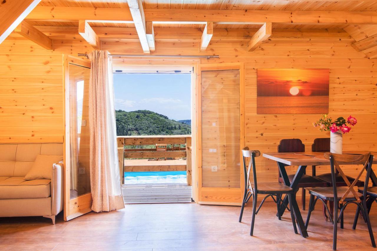 Romantic Tree House Kato Pavliana Bagian luar foto
