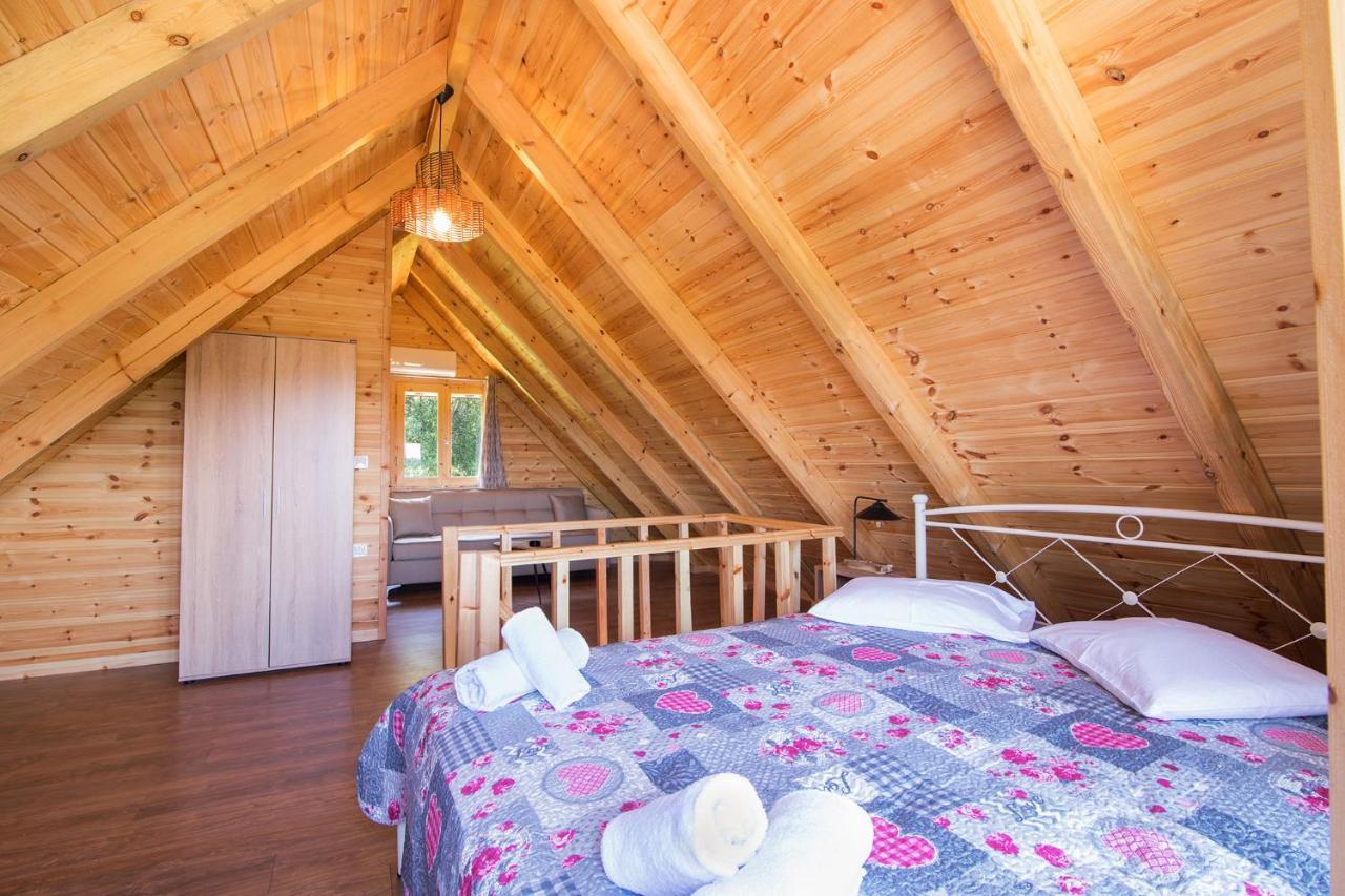 Romantic Tree House Kato Pavliana Bagian luar foto