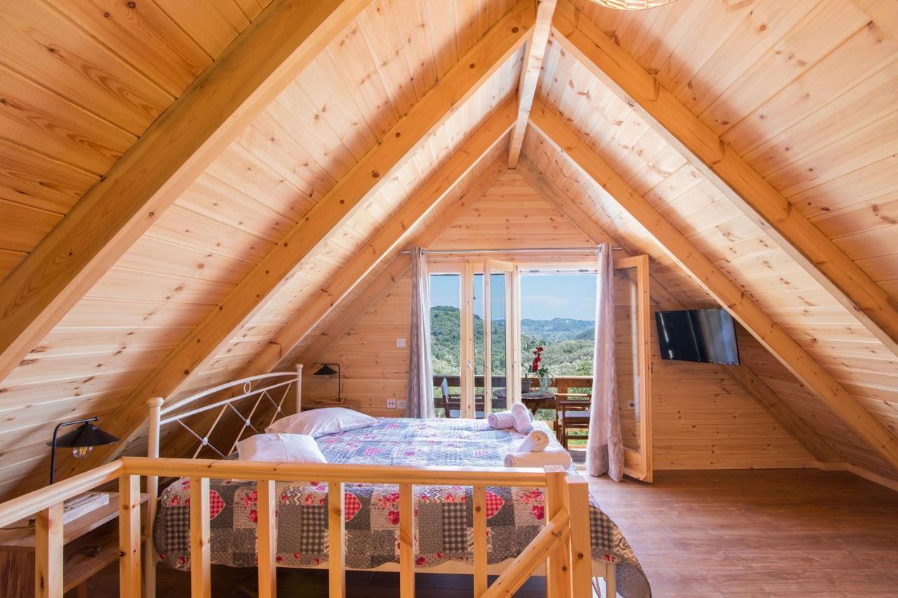 Romantic Tree House Kato Pavliana Bagian luar foto